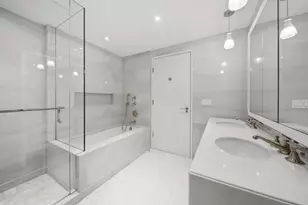 212 Warren St, New York City, NY 10282 - Photo 10