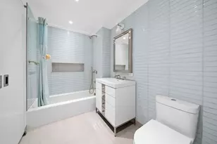 212 Warren St, New York City, NY 10282 - Photo 12