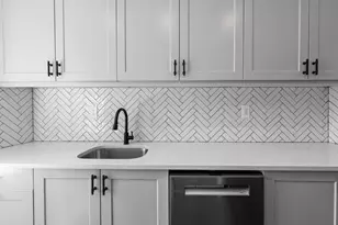 37-20 87th St, New York City, NY 11372 - Photo 8
