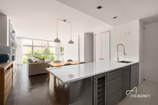 447 W 18th St, New York City, NY 10011 - Photo 2