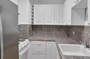 150 W End Ave, New York City, NY 10023 - Photo 10
