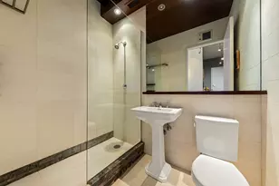 200 E 32nd St, New York City, NY 10016 - Photo 8