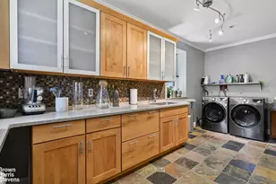 5612 Delafield Ave, New York City, NY 10471 - Photo 22