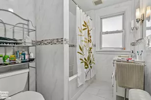 5612 Delafield Ave, New York City, NY 10471 - Photo 16
