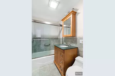 61-25 69th Place, New York City, NY 11379 - Photo 14