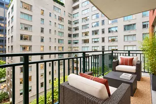212 E 57th St, New York City, NY 10022 - Photo 6