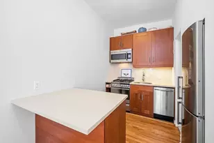 164 8th Ave, New York City, NY 10011 - Photo 2