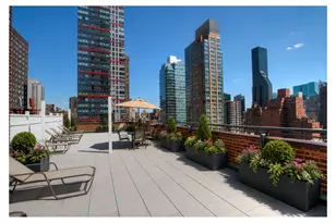 220 E 54th St, New York City, NY 10022 - Photo 8
