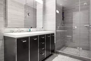 252 South St, New York City, NY 10002 - Photo 12
