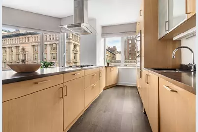 100 W 18th Street #5C, New York City, NY 10011 - Photo 8