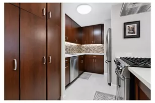 245 E 87th St, New York City, NY 10128 - Photo 4