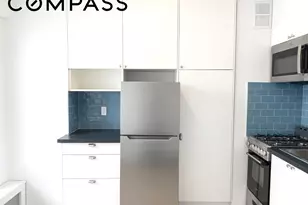 215 Adams St, Brooklyn, NY 11201 - Photo 2