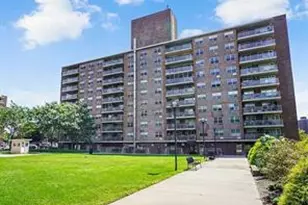 400 Cozine Ave, New York City, NY 11207 - Photo 1