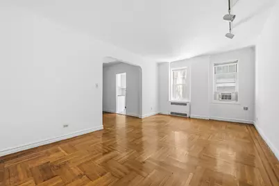 601 E 19th Street #4M, New York City, NY 11226 - Photo 2