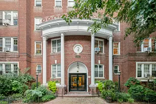 601 E 19th St, New York City, NY 11226 - Photo 12