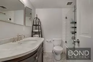 233 E 18th St, New York City, NY 10003 - Photo 14