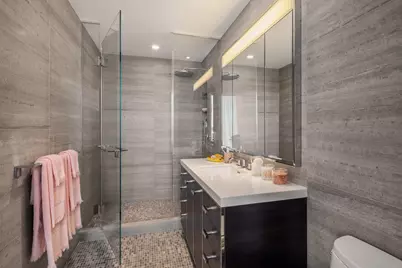 252 South Street #19D, New York, NY 10002 - Photo 2