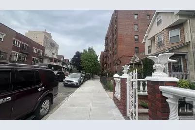 619 E 7th Street #2, New York City, NY 11218 - Photo 22