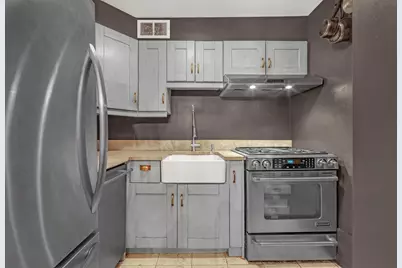 7 E 35th Street #10F, New York, NY 10016 - Photo 2