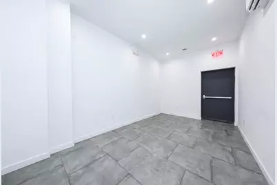 174 Ave S, New York City, NY 11223 - Photo 16