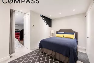 265 Hoyt St, New York City, NY 11217 - Photo 24