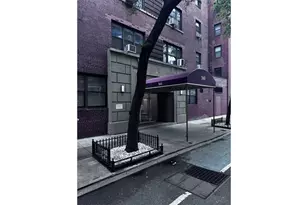 360 W 55th St, New York City, NY 10019 - Photo 4