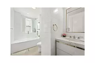 141 E 88th St, New York City, NY 10128 - Photo 8