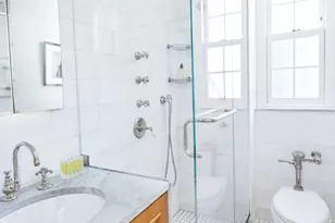 447 E 57th St, New York, NY 10022 - Photo 10