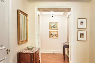 447 E 57th St, New York City, NY 10022 - Photo 4