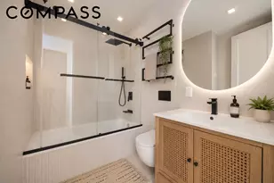 21-17 38th St, New York City, NY 11105 - Photo 14