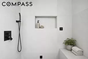 21-17 38th St, New York City, NY 11105 - Photo 6