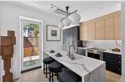 340 Carroll Street, New York City, NY 11231 - Photo 4