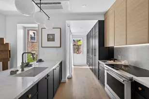 340 Carroll St, New York City, NY 11231 - Photo 6