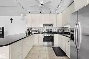 136-24 Maple Ave, New York City, NY 11355 - Photo 4