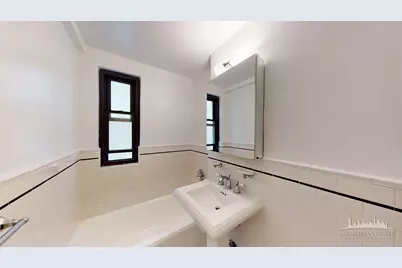 141 E 56th Street #3C, New York, NY 10022 - Photo 14
