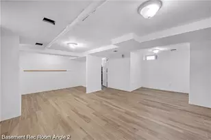111-16 76th Dr, New York City, NY 11375 - Photo 20
