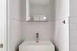 5-30 47th Ave, New York City, NY 11101 - Photo 6