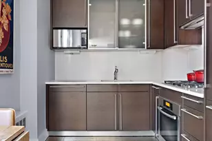 464 W 44th St, New York, NY 10036 - Photo 2