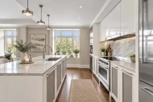 344 W 72nd St, New York City, NY 10023 - Photo 4