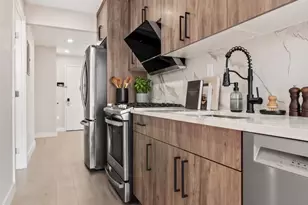 1546 Broadway, New York City, NY 11221 - Photo 2