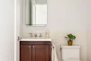 1 Hanson Pl, New York City, NY 11243 - Photo 24