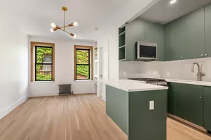 461 W 44th St, New York City, NY 10036 - Photo 8