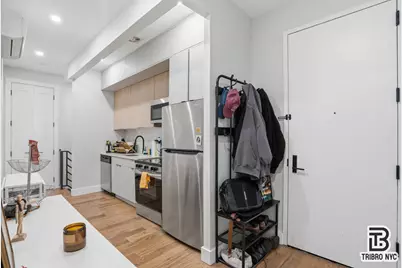 92 Manhattan Avenue #1D, New York City, NY 11206 - Photo 2