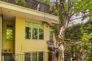 746 E 6th St, New York City, NY 10009 - Photo 2
