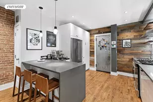 226 E 95th St, New York City, NY 10128 - Photo 4