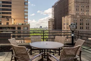 205 W 57th St, New York City, NY 10019 - Photo 14