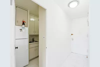 300 E 33rd Street #6N, New York City, NY 10016 - Photo 10