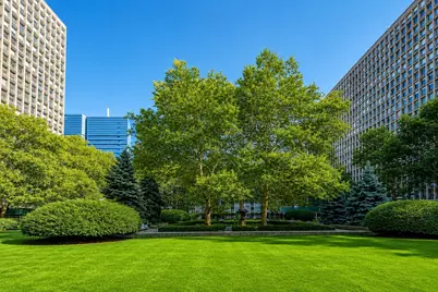 300 E 33rd Street #6N, New York City, NY 10016 - Photo 14