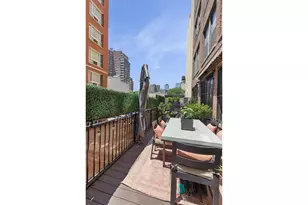 252 W 30th St, New York, NY 10001 - Photo 10