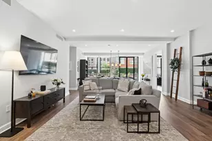 252 W 30th St, New York, NY 10001 - Photo 2